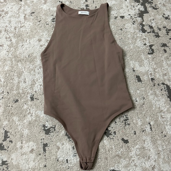 Babaton Tops - Babaton 90’s Bodysuit Size Medium in Tan